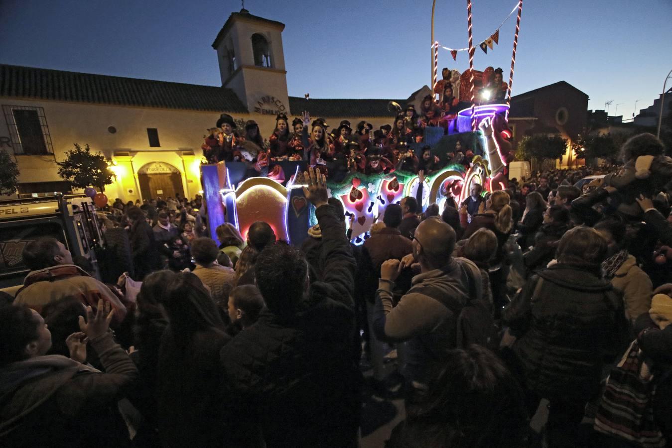 Ausencia de incidencias en las 21 cabalgatas de Reyes Magos que recorren los distintos barrios Sevilla